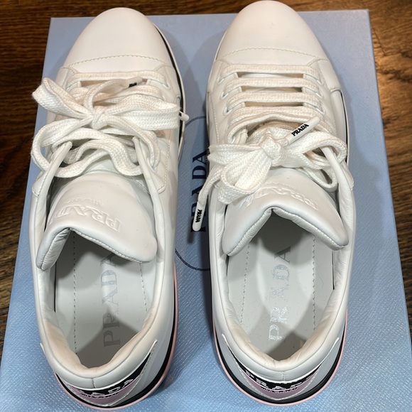 NIB: Prada Low top Leather Sneakers Size 40 - Picture 6 of 11